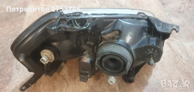 Ляв Фар използван за Мазда , снимка 2 - Автомобили и джипове - 55671599