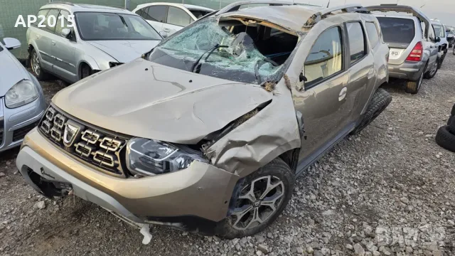 Dacia Duster 1.6i 115hp 2018 На части