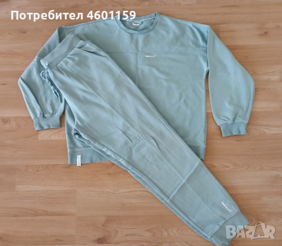 Дамски спортен комплект 