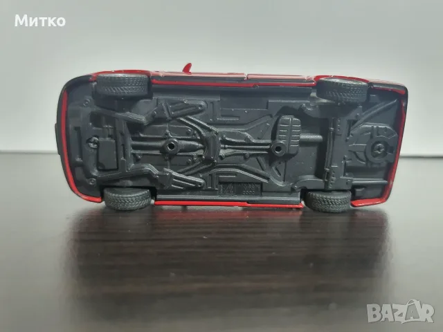 Volvi V 70 мащаб 1:43, снимка 6 - Колекции - 55672227