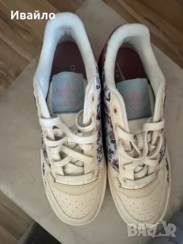 Нов оригинални маратонки adidas, снимка 3 - Маратонки - 55469642