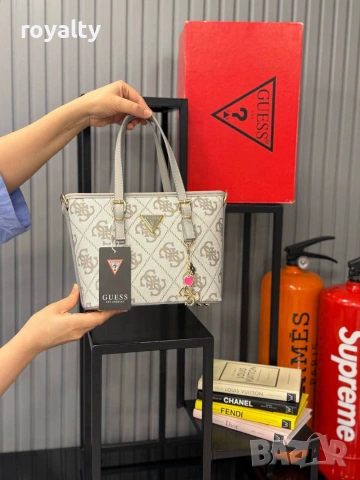 Guess Нова Стилна Дамска Чанта Различни Цветове Гес, снимка 2 - Чанти - 55026984