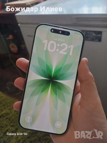 Безупречен айфон 17 цена 746€ като нов 