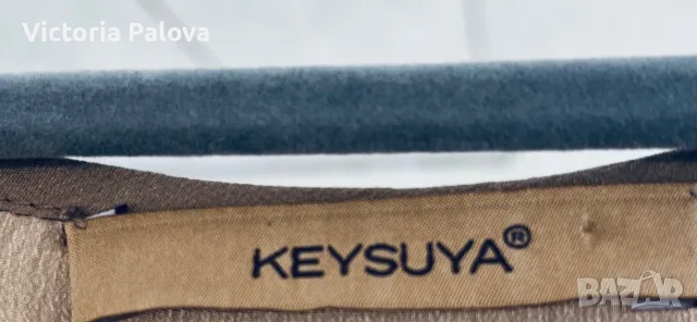 Красив копринен топ KEYSUYA Италия, снимка 8 - Корсети, бюстиета, топове - 55341910