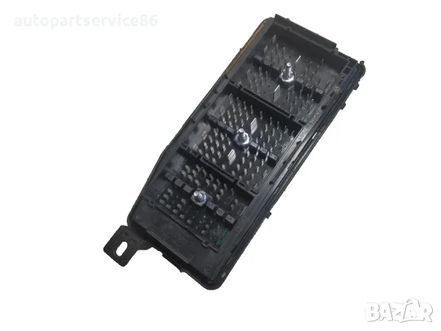 кутия с предпазители и релета в двигателния отсек 95202898 за Chevrolet Captiva 2.2 VCDi (2012 г.), снимка 2 - Части - 55502202