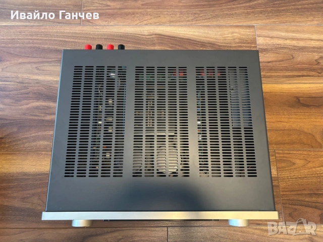 Accuphase Е-211 Аудиофилски усилвател,снабден с допълнителен вход с платка Accuphase LINE-10, снимка 2 - Ресийвъри, усилватели, смесителни пултове - 54268826
