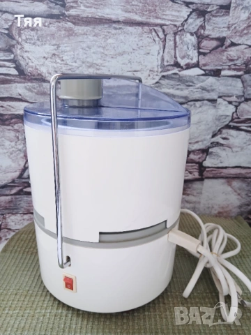 Българска центрофуга/сокоизстисквачка от соца, снимка 2 - Сокоизстисквачки и цитрус преси - 54313442