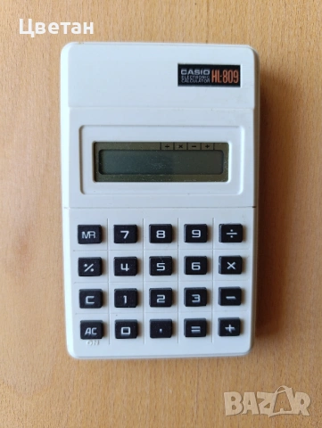 рядък работещ калкулатор Casio HL 809