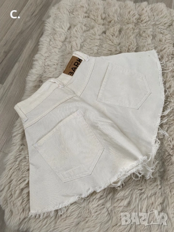 Дамски къси панталони, снимка 2 - Къси панталони и бермуди - 54156645