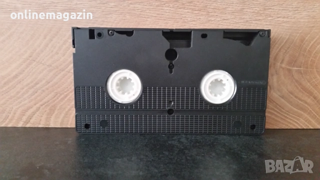 Видеокасета " БАТМАН И РОБИН " 1997 г. VHS , снимка 7 - Други жанрове - 54901323