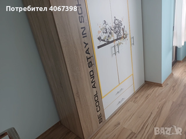 Четирикрилен гардероб детски, снимка 2 - Гардероби - 54867932