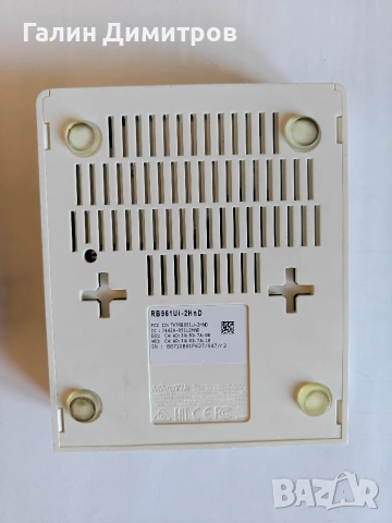 Wireless рутер Mikrotik RB951Ui-2HnD, снимка 2 - Рутери - 54729078