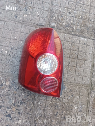 ляв стоп за Мазда 323