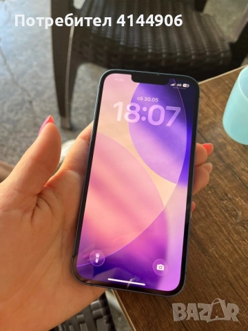 iPhone 13 син цвят, снимка 2 - Apple iPhone - 54743123