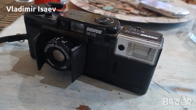 Фотоапарат REVUE tron 12