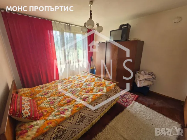 Двуетажна просторна къща в село Стоките, обл. Габрово., снимка 13 - Къщи - 55349179