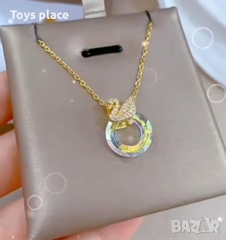 Колие with Swarovski elements, Колие с Лебед и кристали, снимка 3 - Колиета, медальони, синджири - 53562487