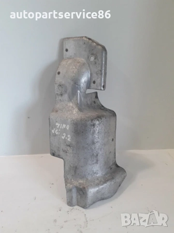 Топлинен щит за Nissan Almera Tino 2.2 dCi (2006)