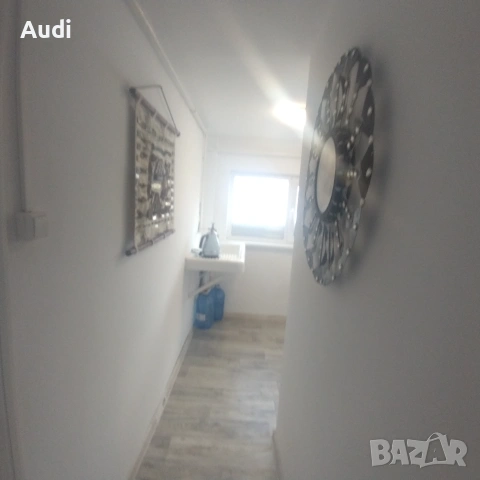 Собственик продава таванско ателие Статут по Нот. Акт "АТЕЛИЕ" Идеален център на гр.Разград, снимка 15 - Апартаменти - 52051885