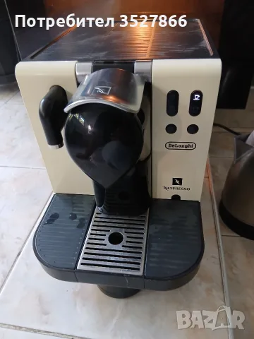 Кафе машина с капсули Delonghi за ремонт, снимка 3 - Кафемашини - 55684434