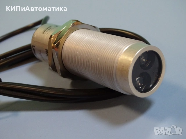 сензор фотоелектрически Leuze RK 90/2-100 photoelectric sensor 24V, снимка 2 - Резервни части за машини - 54205859