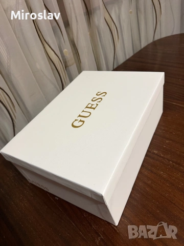 Чисто нова оригинална кутия GUESS за обувки, снимка 2 - Кутии за съхранение - 54488373
