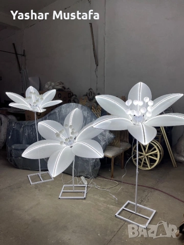 LED цветя украси, снимка 2 - Обзавеждане за заведение - 54323687