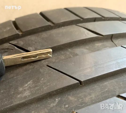 4бр летни гуми 235/45/17, снимка 2 - Гуми и джанти - 55414789
