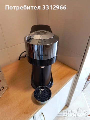 Krupa Nespresso Vertuo Next за части не тръгва, снимка 3 - Кафемашини - 54485511