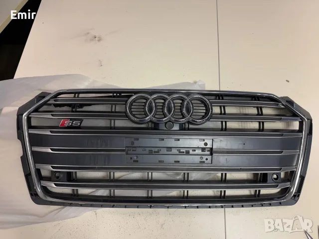 Оригинална предна решетка Audi S5 B9 / F5, снимка 2 - Части - 55694876