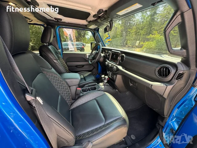 Jeep Gladiator High Altitude V6 4x4* BlindSpot* Nappa* Без ръжда, снимка 8 - Автомобили и джипове - 55559497