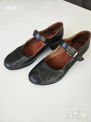 Скарпини за танци