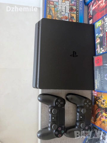 PS4 + 2 джойстика + 7 игри, снимка 3 - PlayStation конзоли - 55050823