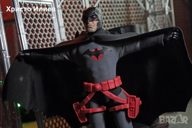 Лимитирана Екшън фигура DC Comics Batman Батман, снимка 6 - Фигурки - 55057488