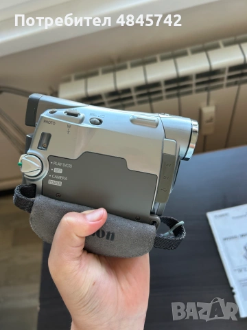 Цифрова видеокамера Canon, снимка 2 - Камери - 55229794