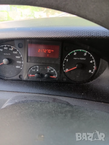 Iveco Daily, снимка 11 - Бусове и автобуси - 54727092