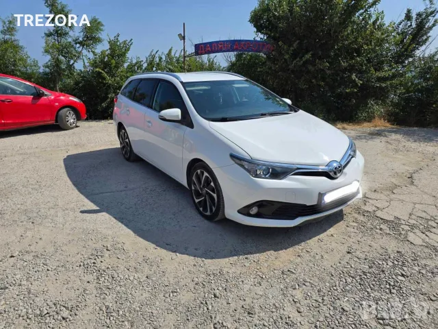 Toyota Auris 1.4 D4D-Facelift 🇮🇹, снимка 3 - Автомобили и джипове - 55606265