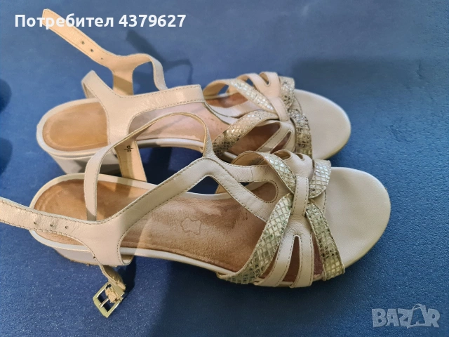 Сандали Caprice