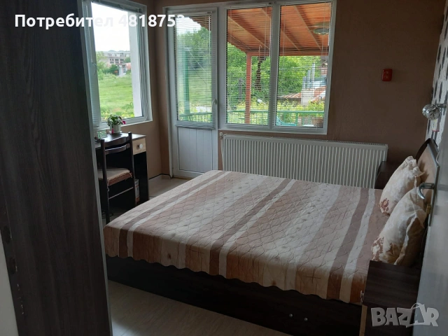 Продавам къща на 2 етажа, снимка 5 - Къщи - 54439742