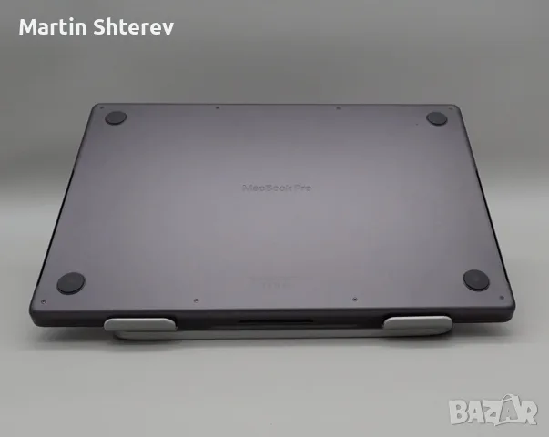 Macbook Pro 16 M4 24GB RAM / 512GB SSD / 99% / Гаранция SpaceBlack, снимка 2 - Лаптопи за работа - 55354887