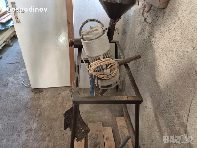 Фуражомелка / Фуражомелачка, снимка 2 - Други инструменти - 54870260