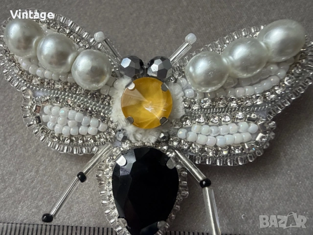 Уникална ръчно изработена брошка , снимка 3 - Бижутерийни комплекти - 53371353