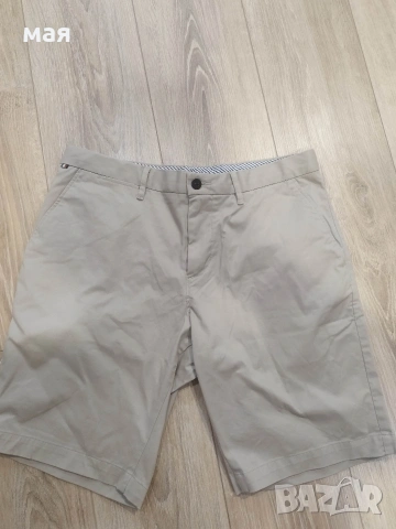 Tommy Hilfiger-32
