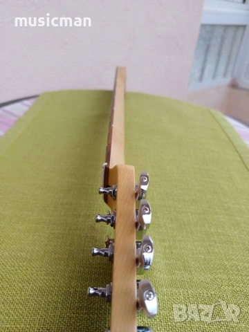 Гриф от Squier Bulet Stratocaster , снимка 9 - Китари - 54488066