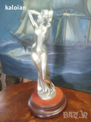 Посеребрена скулптурна реплика на гола женска фигура, създадена по модел на Giuseppe Bessi, снимка 3 - Колекции - 55564364