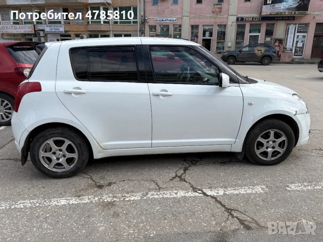 Сузуки Суифт 2005 Бял с АГУ, снимка 12 - Автомобили и джипове - 54073355
