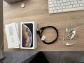 Продавам iPhone Xs 64GB - кутия , кабел , слушалки, снимка 7