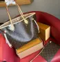 Дамска чанта Louis Vuitton Neverfull, кожа кожа, снимка 1