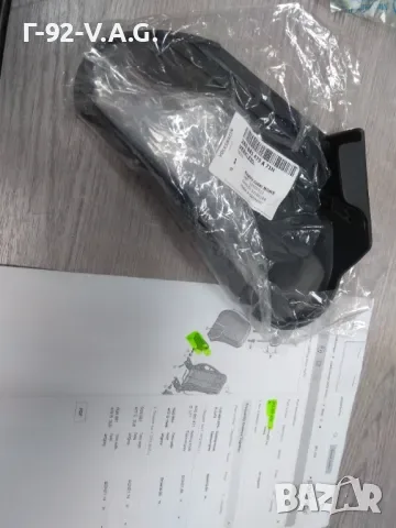 2K0881479A**NEU**VAG**VW..**ОБЛИЦОВКА ЗА СЕДАЛКА (ДЯСНА)** , снимка 3 - Части - 55401826