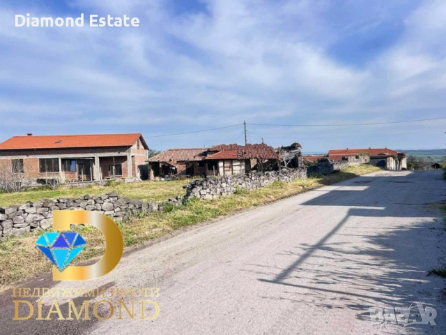 Двуетажна къща в село Ябълково, общ. Димитровград, снимка 2 - Къщи - 54407240